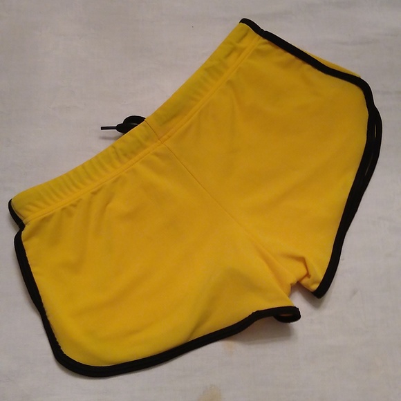 Workout / Swim Shorts - Picture 3 of 9